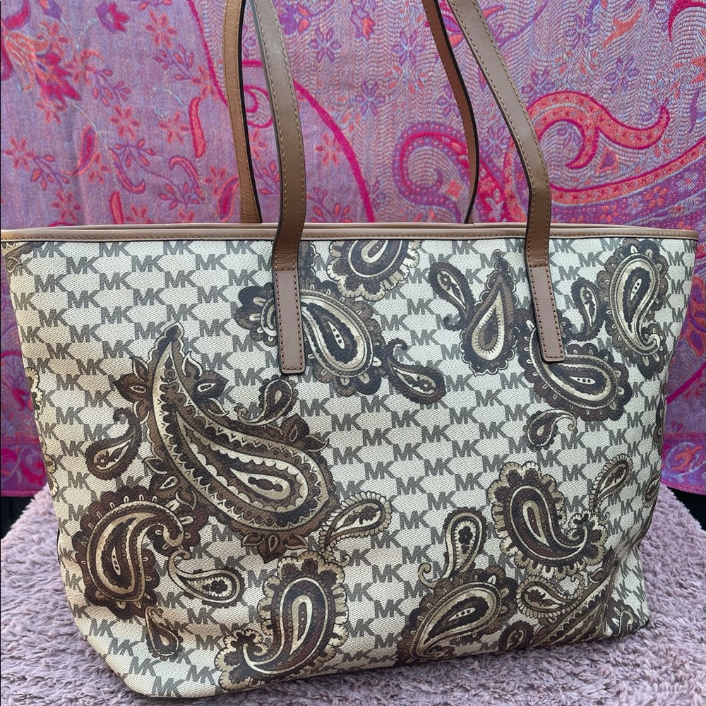 Michael Kors Luggage Paisley Emry Heritage Tote!